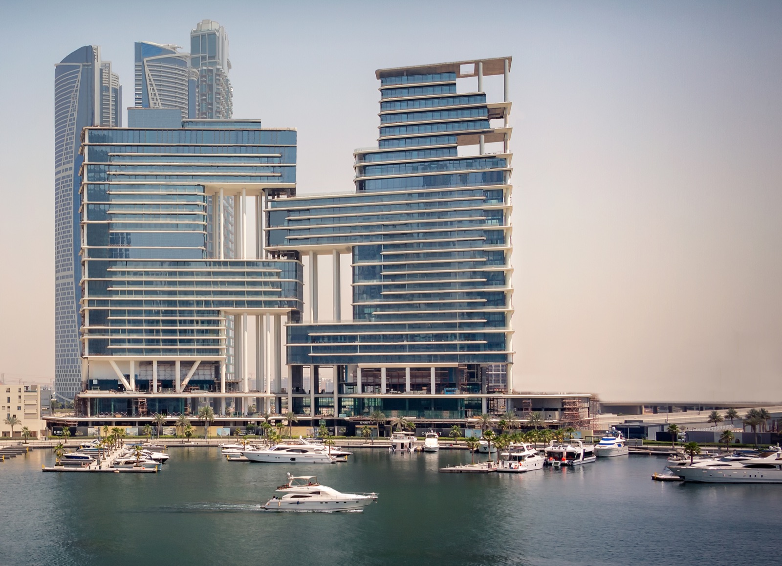 مجمع سكني The Lana Residences, Dorchester Collection, Dubai مجمع سكني The Lana Residences, Dorchester Collection, Dubai — 2